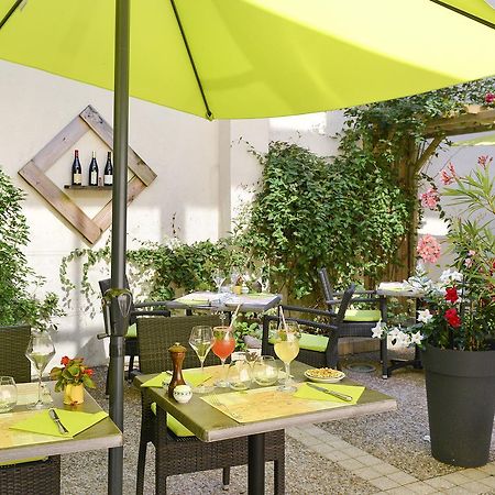 Logis Hotel Restaurant La Boule D'Or Chinon Zewnętrze zdjęcie