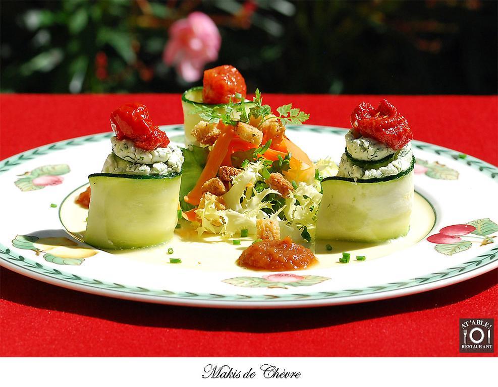 Logis Hotel Restaurant La Boule D'Or Chinon Zewnętrze zdjęcie